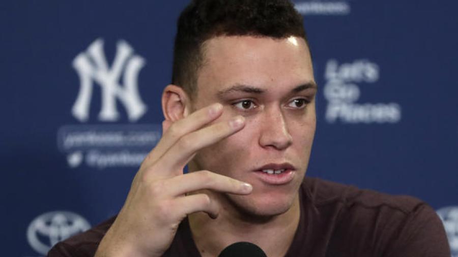 Aaron Judge realiza práctica de bateo por primera vez tras operación