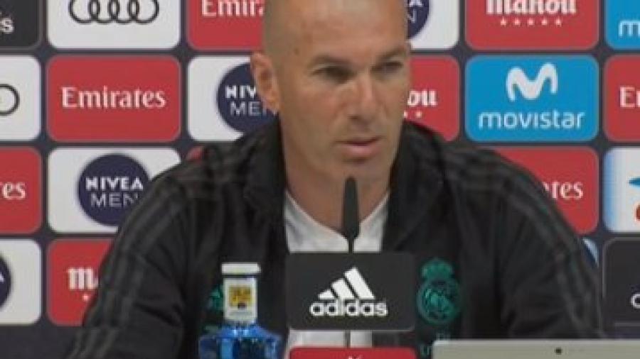 Zidane defiende su decisión de no hacer pasillo al Barcelona