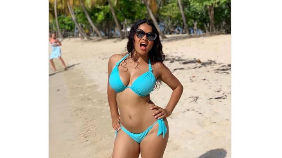 Salma Hayek presume ‘cuerpazo’ a un día de su cumpleaños 53