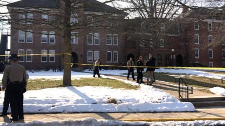 Tiroteo en universidad de Virginia deja dos policías muertos