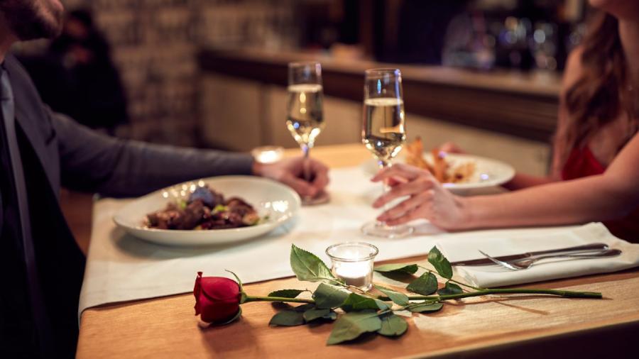 Repunta sector restaurantero por ventas de San Valentín