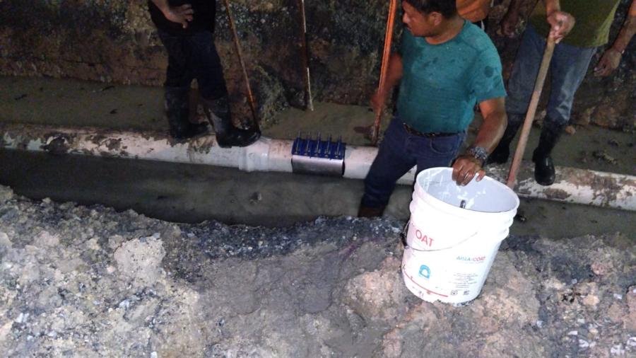 Repar&oacute; COMAPA fuga de agua potable en la colonia Las Delicias