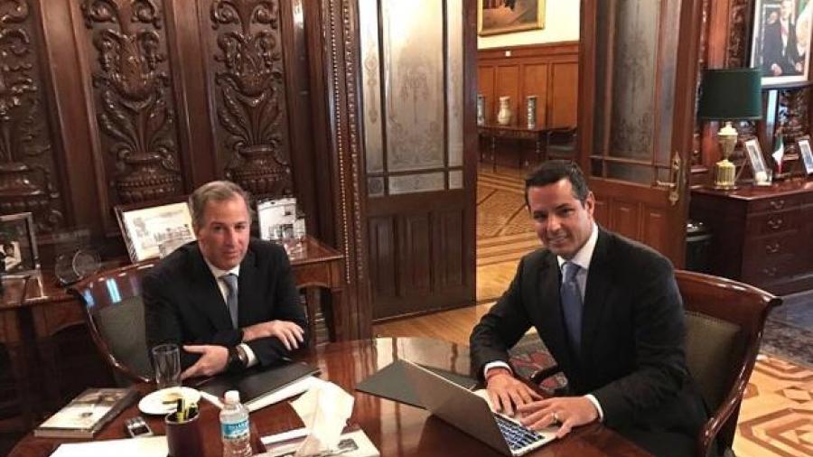 Analiza Murat el presupuesto 2017 con José Antonio Meade