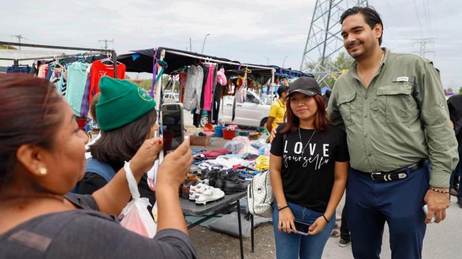 Entregó Alcalde Carlos Peña Ortiz más Becas del Gobierno de Reynosa