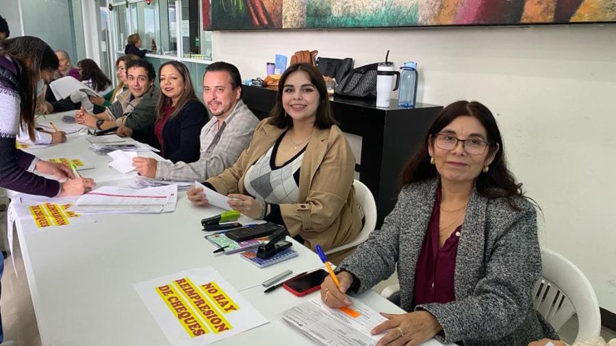 Gobierno del Estado inicia pago de becas escolares a servidores públicos e hijos