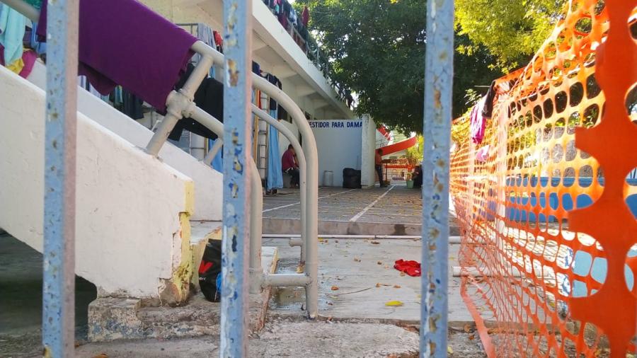 Se van más de 100 albergados de la alberca Chávez de Matamoros