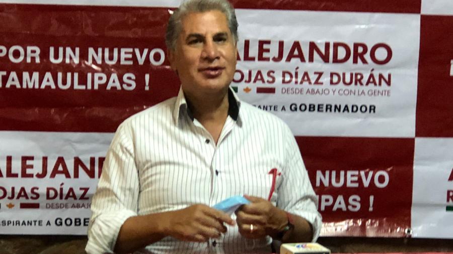 Alejandro Rojas quiere ser gobernador de Tamaulipas; visita Nuevo Laredo