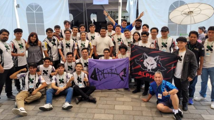Ganan estudiantes de la UPV medalla de plata en Torneo Mexicano de Robótica