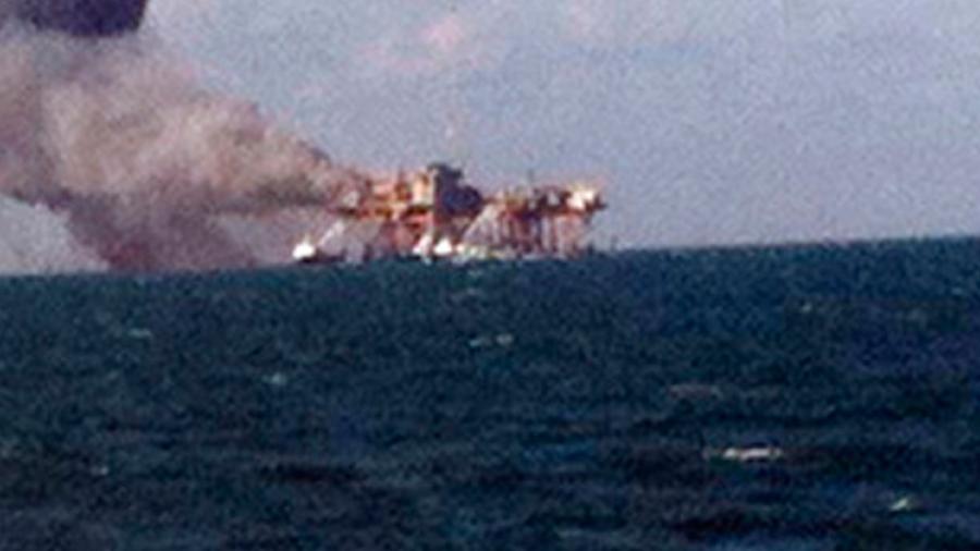 Se incendia plataforma petrolera en el Golfo de México