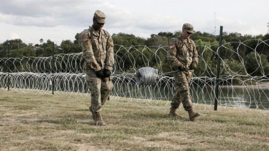 Estados Unidos retira a mil soldados de la frontera con México