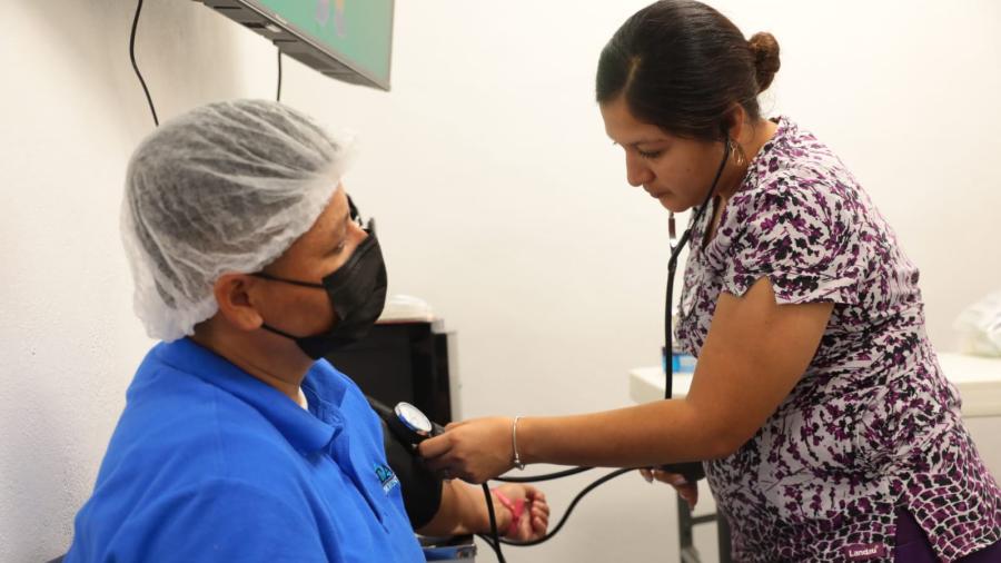 Lleva Gobierno Municipal “Campaña de Salud Médica” a maquiladora Teleflex