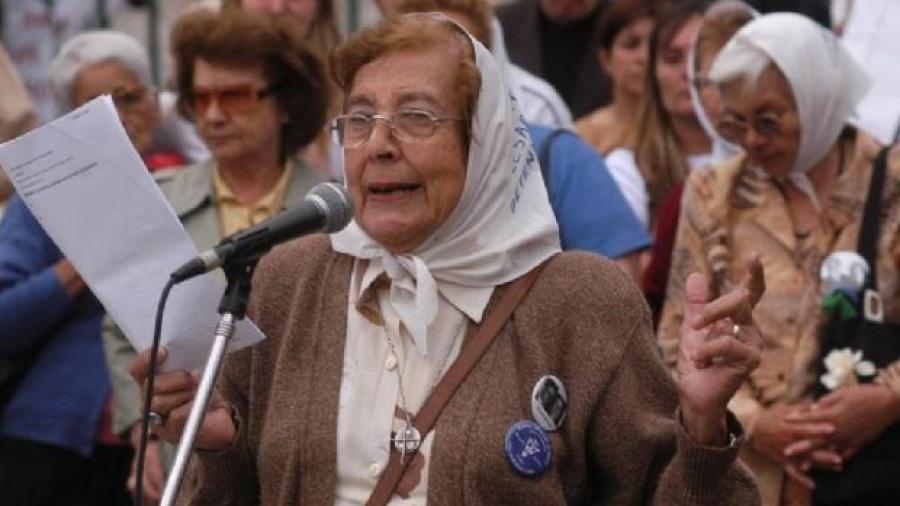 Muere Marta Vásquez, presidenta de Madres de Plaza de Mayo