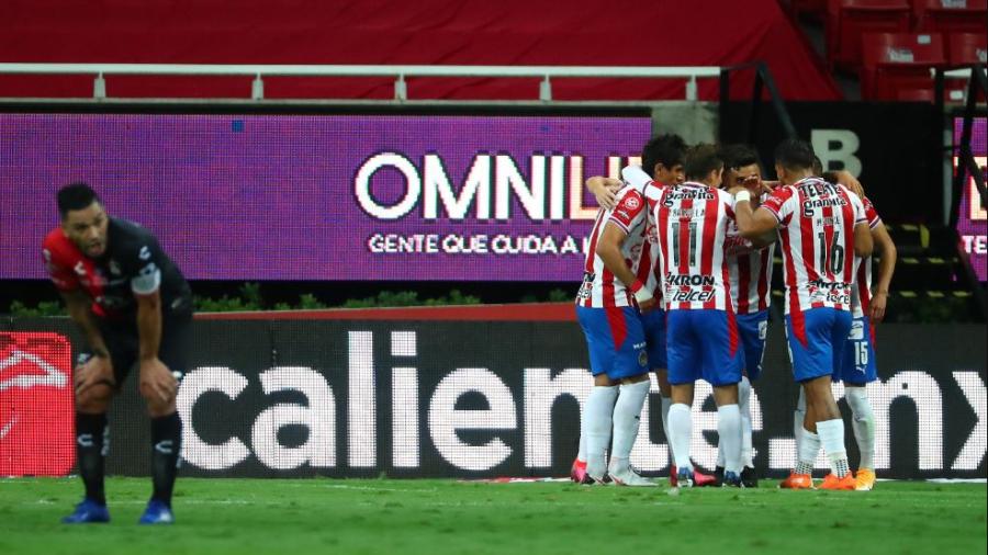 Con marcador de 3-2, Chivas se lleva el Clásico Tapatío 