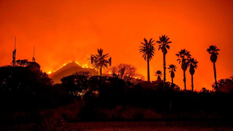 Emiten nuevas alertas de evacuación por incendios en California