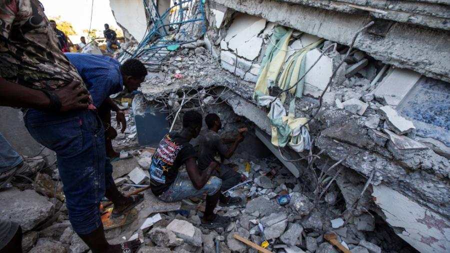Sismo de magnitud 4,9 deja tres muertos y varios heridos en Haití