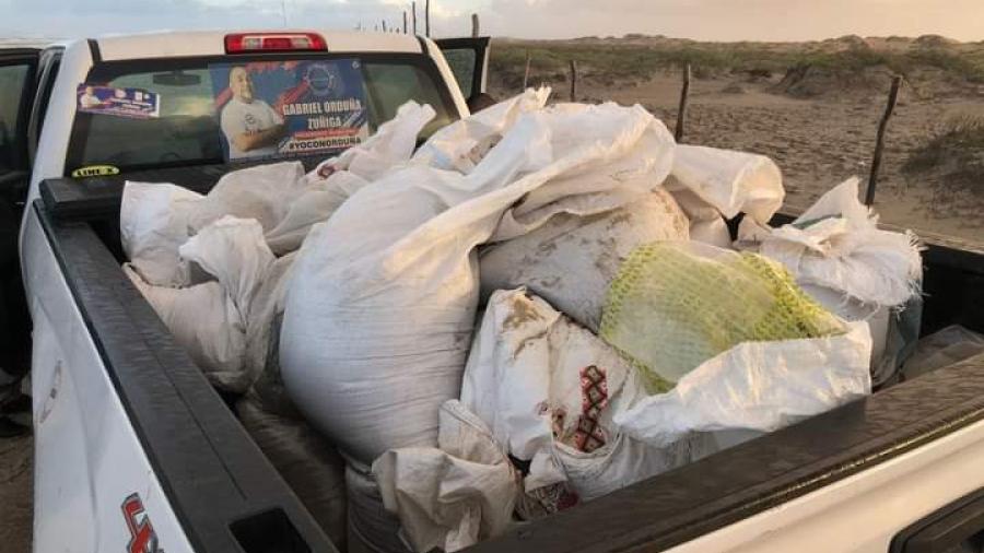 Matamoros preparan costales de arena, para familias vulnerables