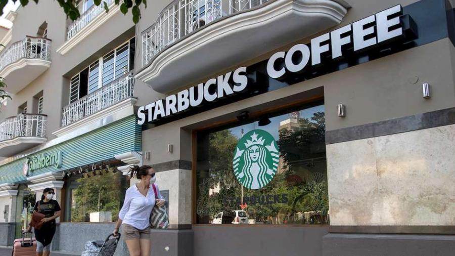 Starbucks cerrará sus tiendas en Estados Unidos para cambiar su servicio 