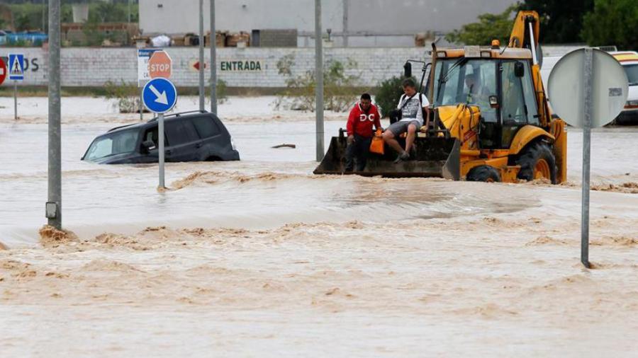 Se eleva a 5 el número de muertos en España tras las inundaciones