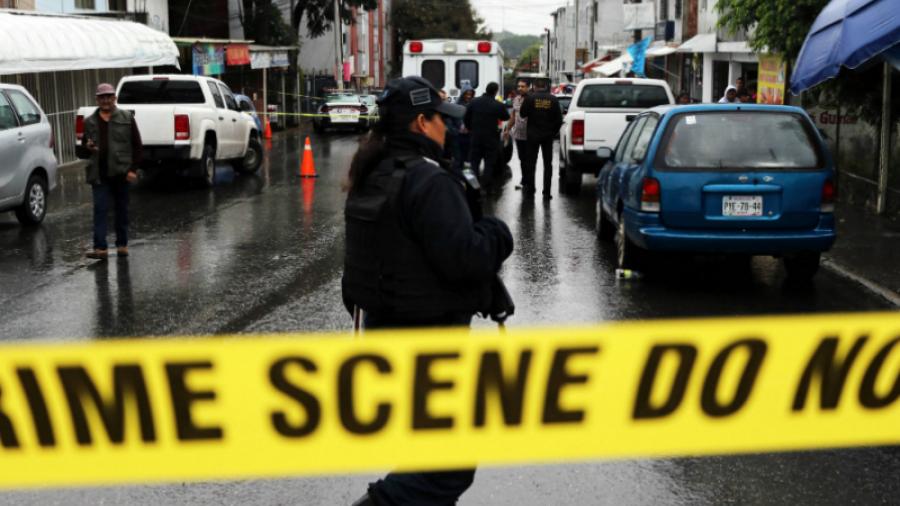 Por retraso en su orden, comensal mata a mesero en Paris