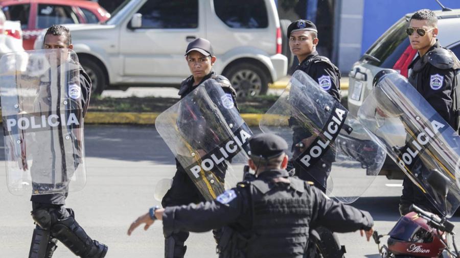 Reprimen protesta en Nicaragua con bombas aturdidoras