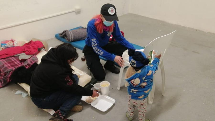 Protege Municipio a 3 personas en el Polideportivo