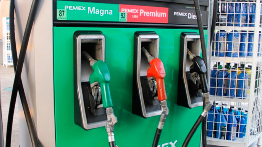 Precio de gasolina se mantiene y diesel baja un centavo