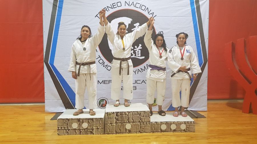 &Eacute;xito en estatal de Taekwondo