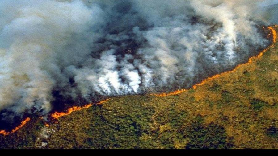 Bolsonaro culpa a Leonardo DiCaprio de los incendios en la Amazonia