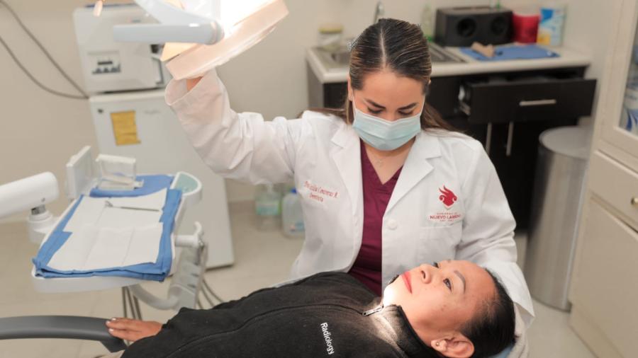 Clínicas UNE acercan servicios de salud de calidad a colonias de la periferia