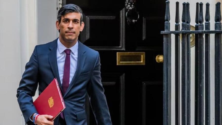 Designa Partido Conservador a Rishi Sunak como nuevo primer ministro de Reino Unido; Asumiría el cargo el martes tras diálogo con el Rey