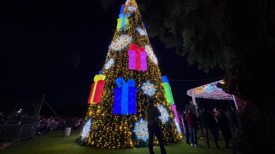 Enciende NLD la Magia Navideña, inauguran el ‘Viveros Mágico 2025’