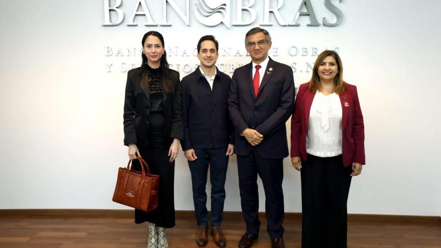 Gobernador de Tamaulipas y director de Banobras impulsan proyectos de movilidad y manejo de residuos sólidos