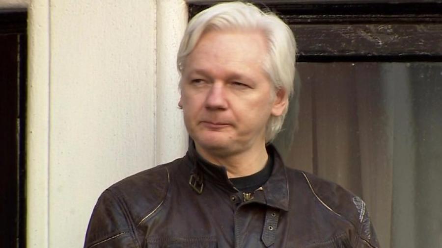 Ecuador seguirá dando asilo a Assange mientras peligren sus derechos