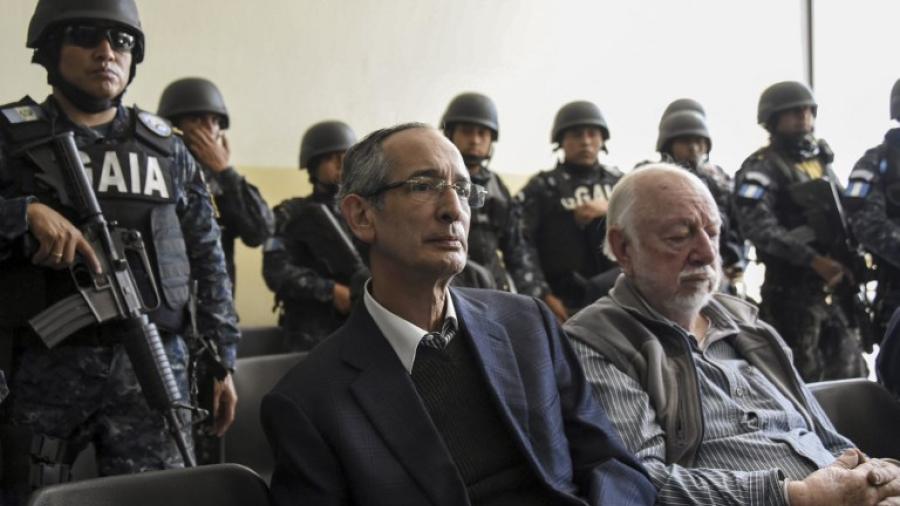 Vinculan a proceso a expresidente guatemalteco por peculado y fraude