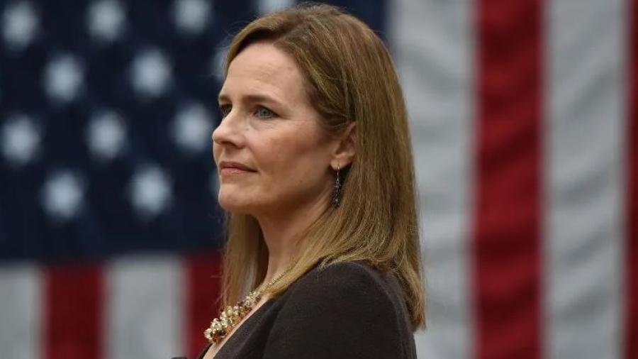 Confirma Trump designación de Amy Coney para el Tribunal Supremo  