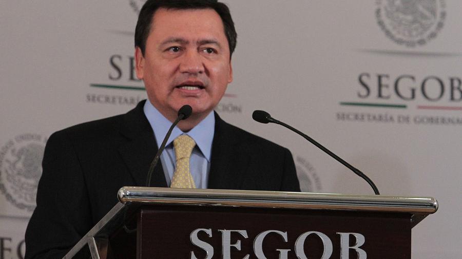 Osorio Chong exhorta a municipios a ser enlace con migrantes que regresan al país