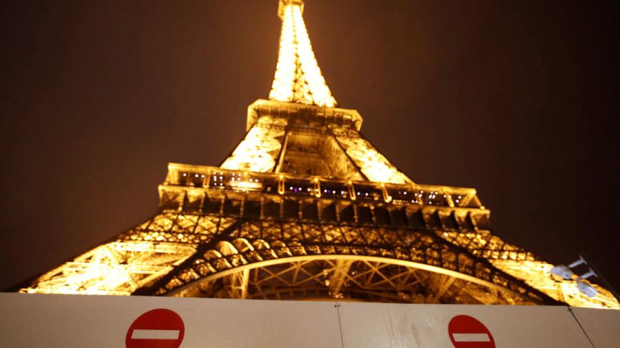 Torre Eiffel sufre cierres por huelga general en Francia