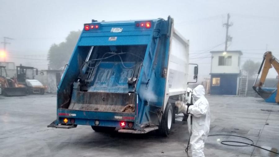 Cumple Municipio medidas de sanitización en camiones recolectores