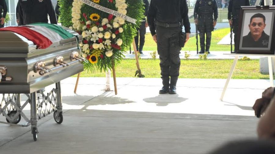 Homenajean a Policía Estatal de Reynosa caído