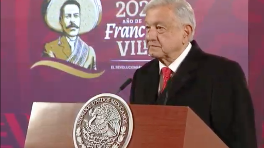 Llama AMLO a respectar victoria de Bernardo Arévalo en Guatemala