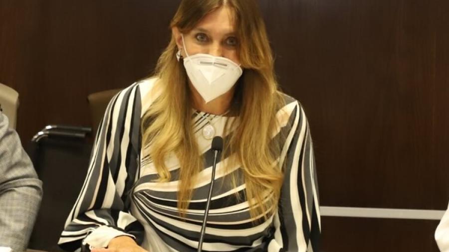 Quédate En Casa y evita contagiarte y propagar el Coronavirus