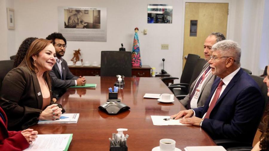 Promueve Carmen Lilia a Nuevo Laredo como capital aduanera para atraer inversión desde EUA