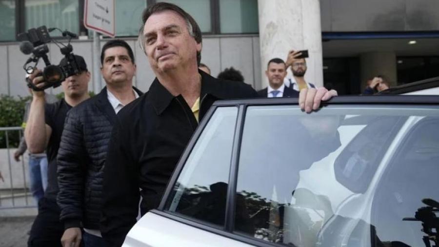 Bolsonaro visita a Javier Milei, a dos días de la asunción presidencial