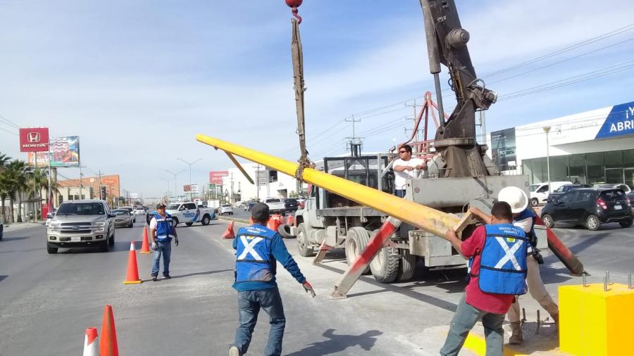 Ponen en marcha semáforo de Valle Alto