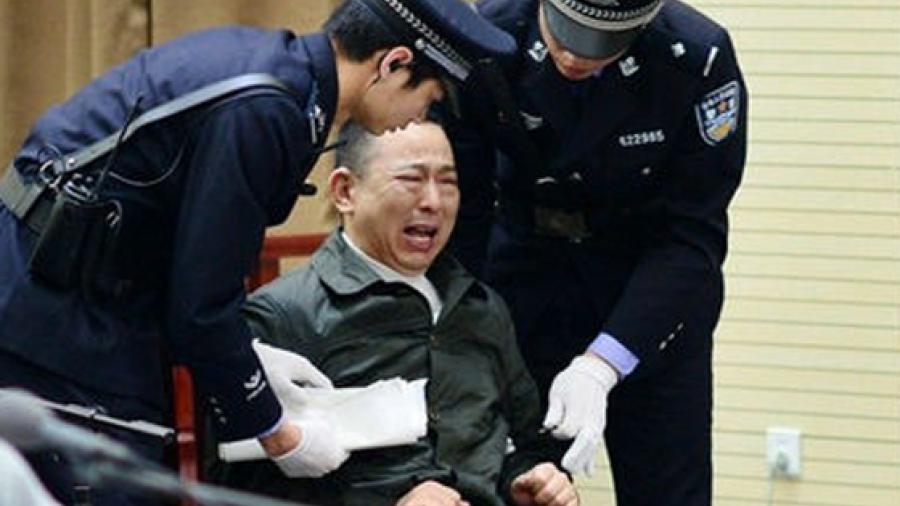 Ejecutan a magnate por abusar de 25 niñas en China 