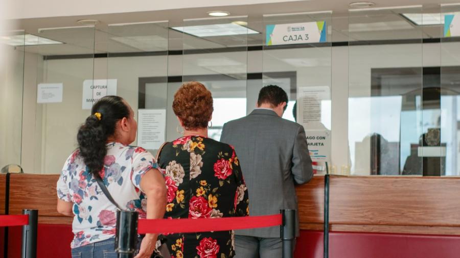 Atienden en vacaciones oficinas y cajas del Predial