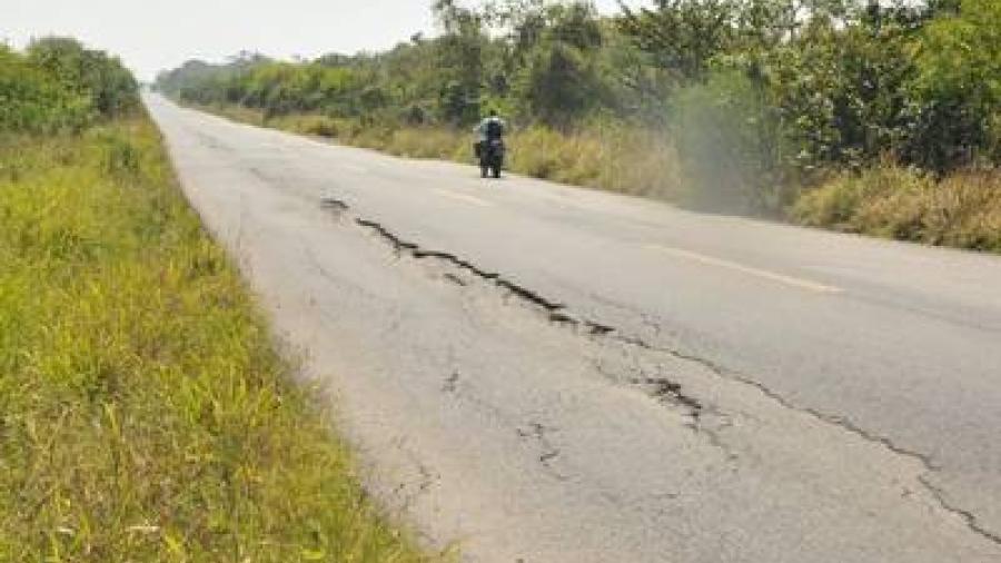 Sheinbaum anuncia programa de bacheo en carreteras federales