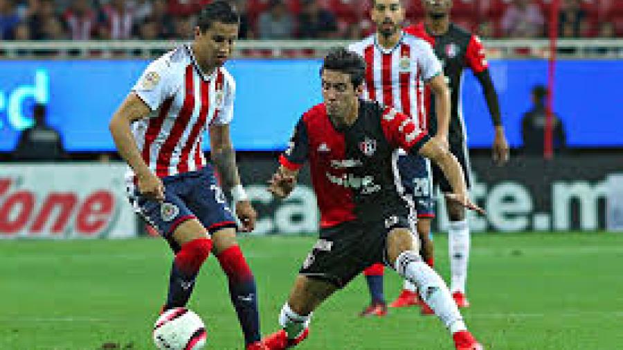 Chivas aspira seguir con victorias y Atlas a romper con mala racha