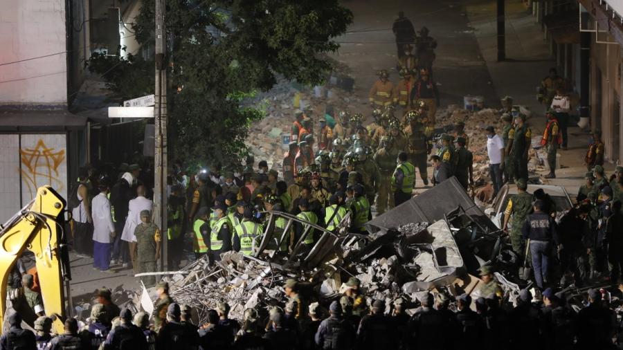 Topos de Chile viajan a México para labores de rescate
