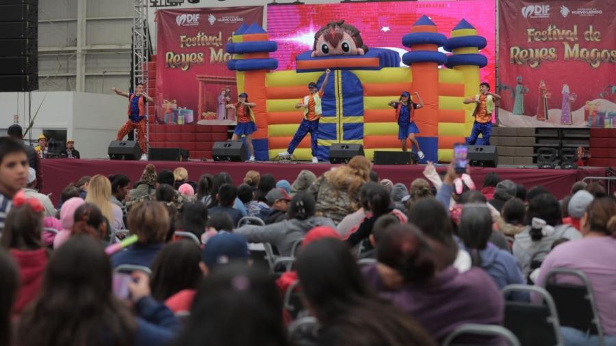 Celebran miles de familias día de Reyes con festival del Gobierno Municipal y Sistema DIF 